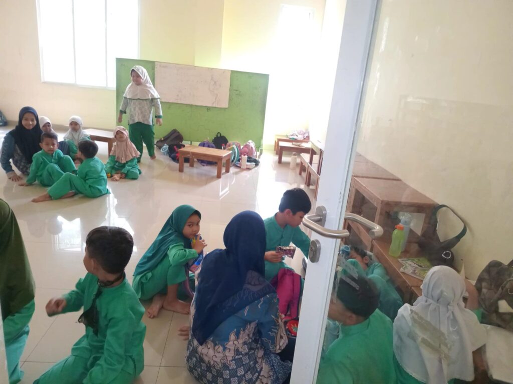 Pelaksanaan Munaqosah IPQ Kecamatan Pondok Aren whatsapp image 2026 06 12 at 13.51.10